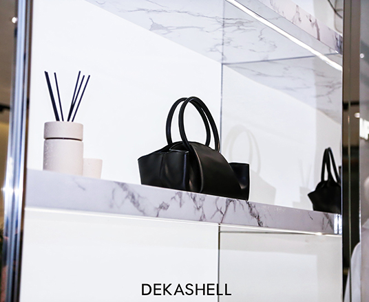 云南螺蛳湾女装品牌怎么定义高档服饰的